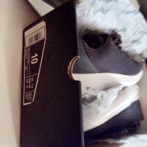 New Under Armour With Ripple MTL Grey Women's Size US 10 - Picture 15 of 17